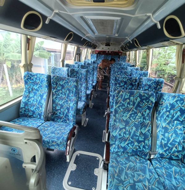 737932
